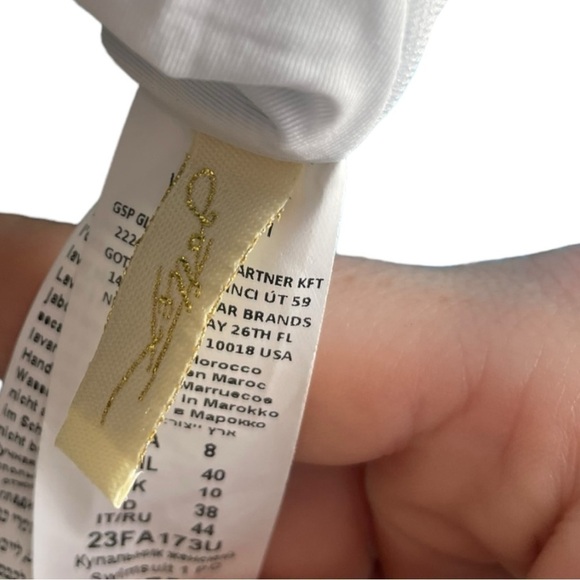 Gottex Floral Art Square Neck One Piece 8 Blue Floral Swimsuit - Picture 8 of 9